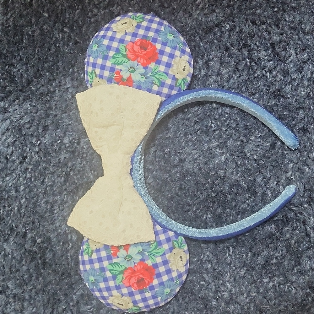 Gingham Floral Disney Minnie Ears with Eyelet Bow